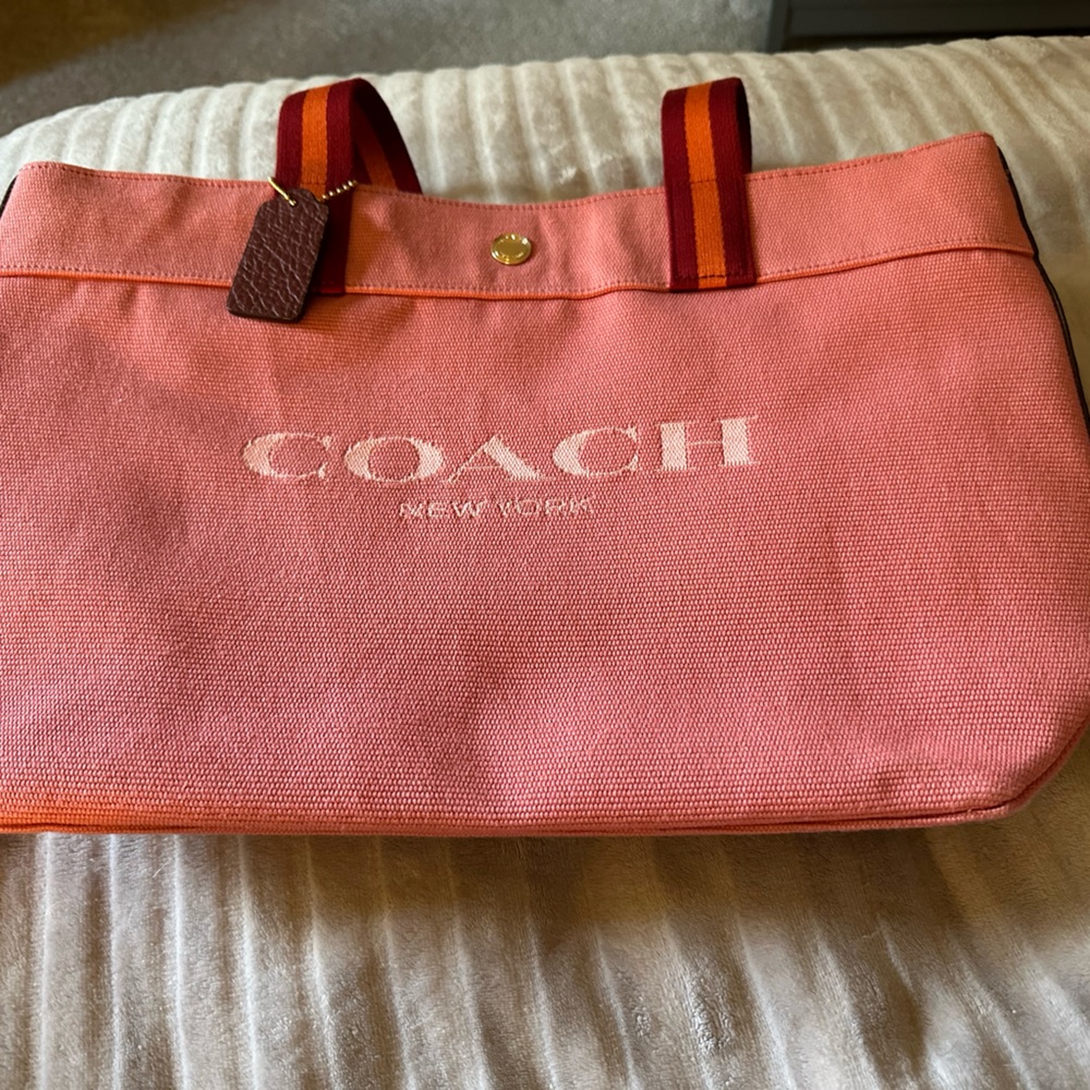 THE SEASON OF PINK IS HERE! Brand New with Tags Coach Tote.